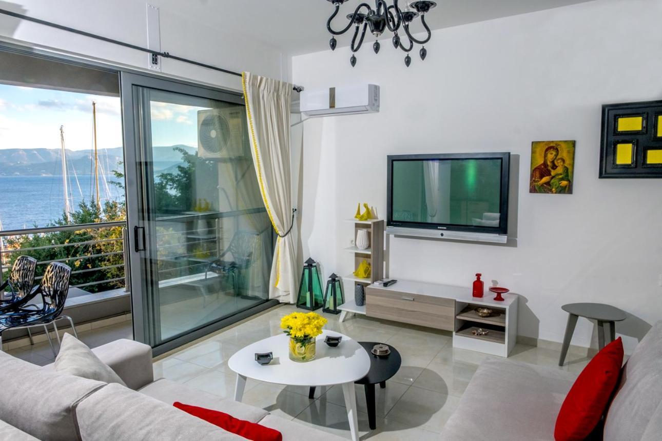 Holy Paraskevi Apartment アイオス・ニコラオス エクステリア 写真