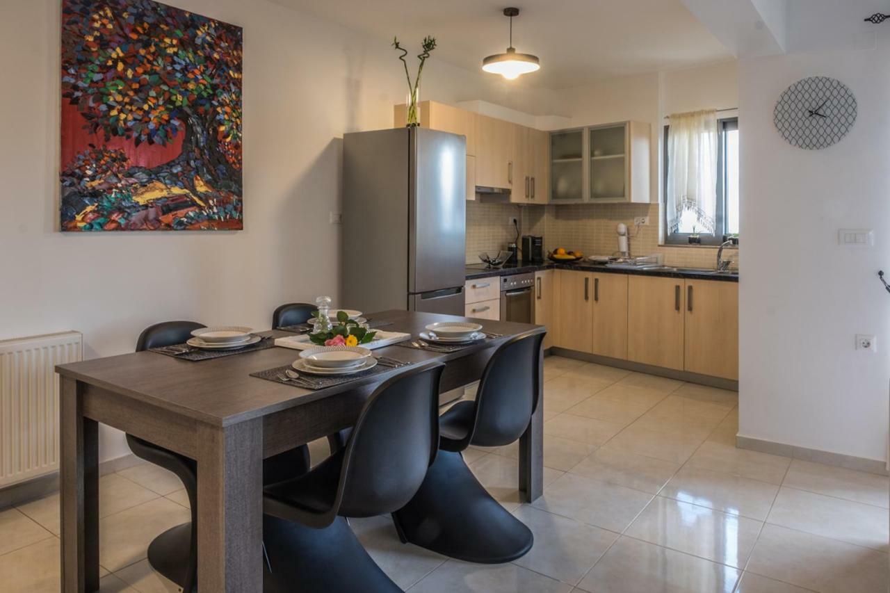 Holy Paraskevi Apartment アイオス・ニコラオス エクステリア 写真