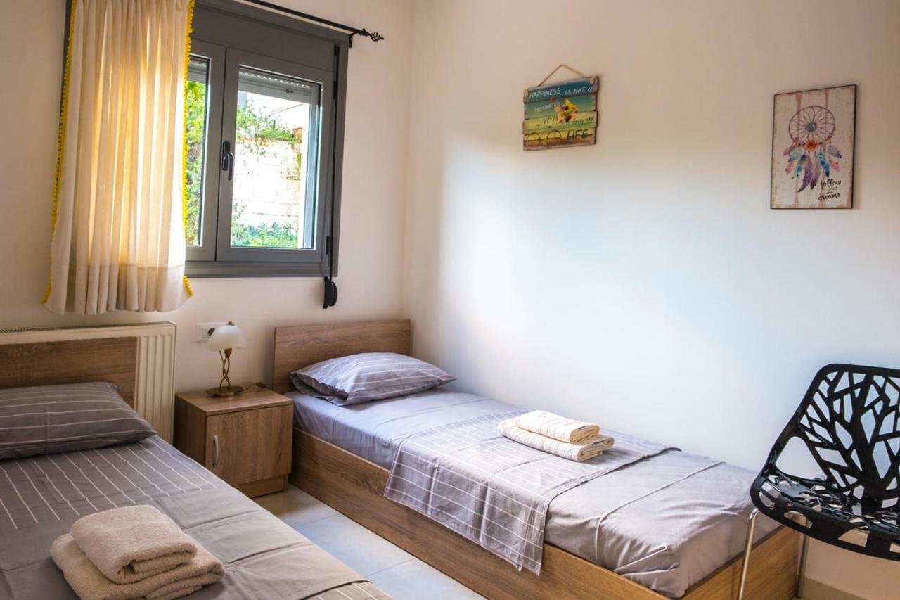 Holy Paraskevi Apartment アイオス・ニコラオス エクステリア 写真
